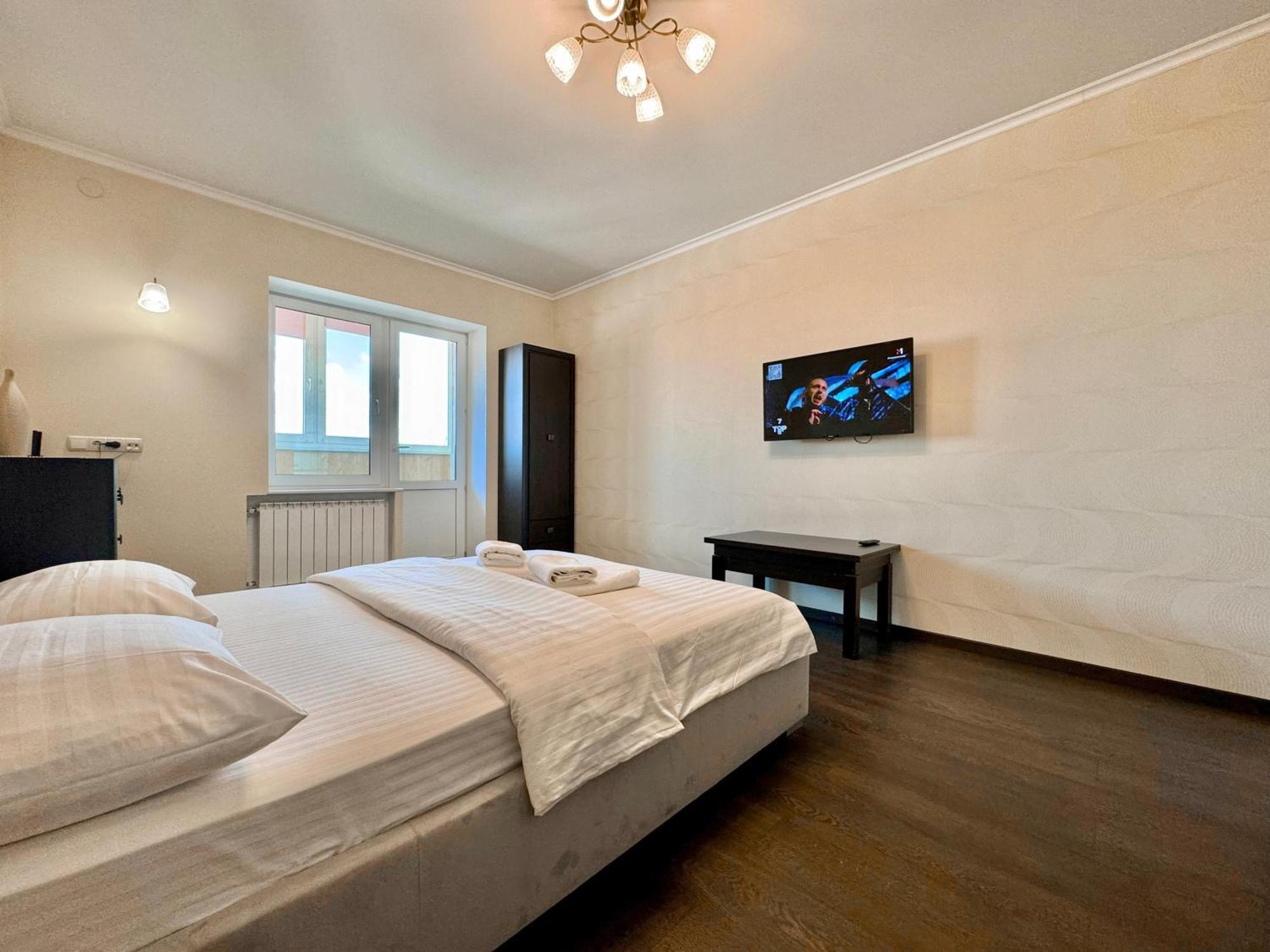 Apartpoltava Світлі Просторі Апартаменти 80М2 , 2-Окремі Кімнати, Новобудова Центр Чек Банківський ภายนอก รูปภาพ