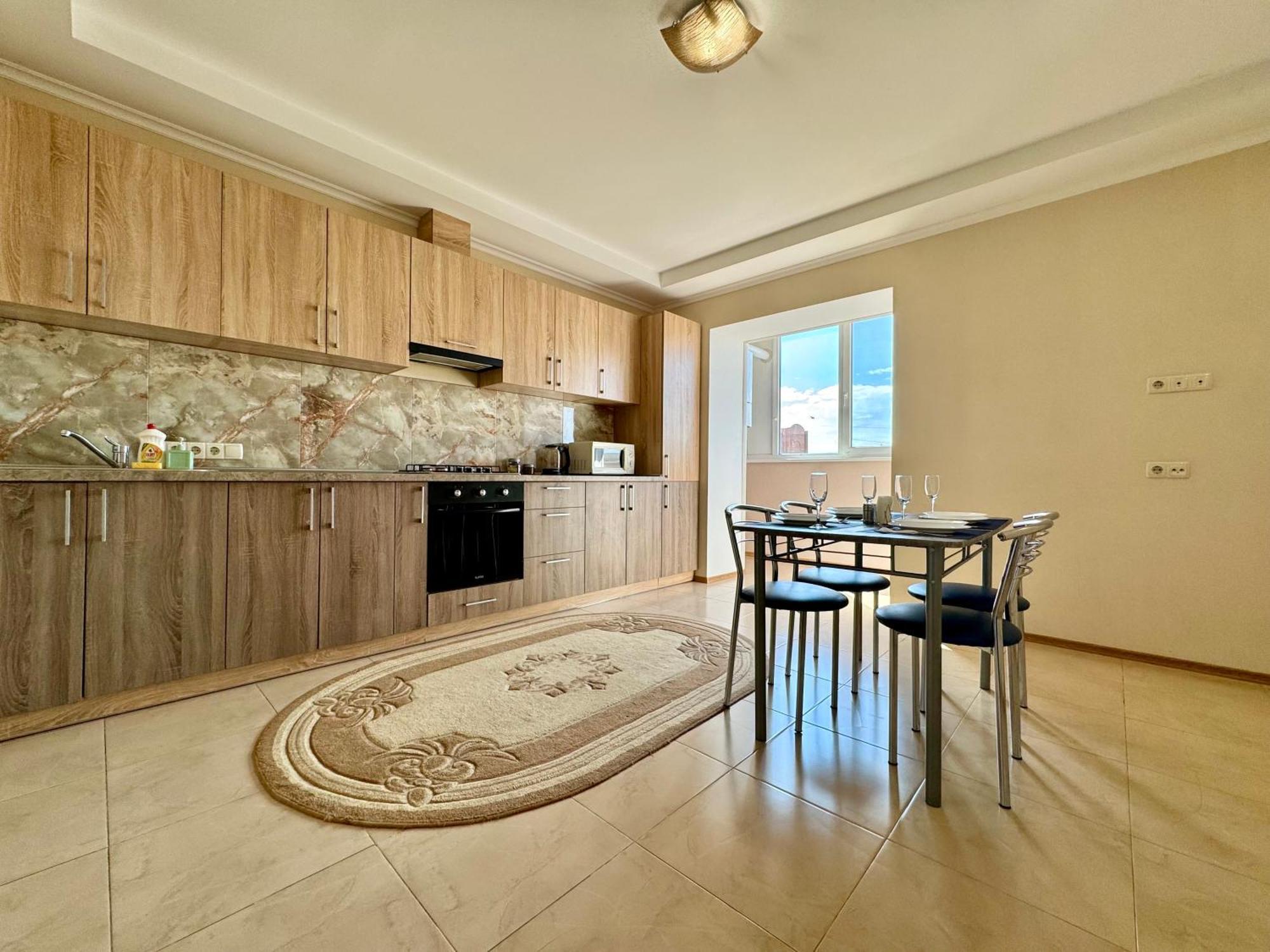 Apartpoltava Світлі Просторі Апартаменти 80М2 , 2-Окремі Кімнати, Новобудова Центр Чек Банківський ภายนอก รูปภาพ